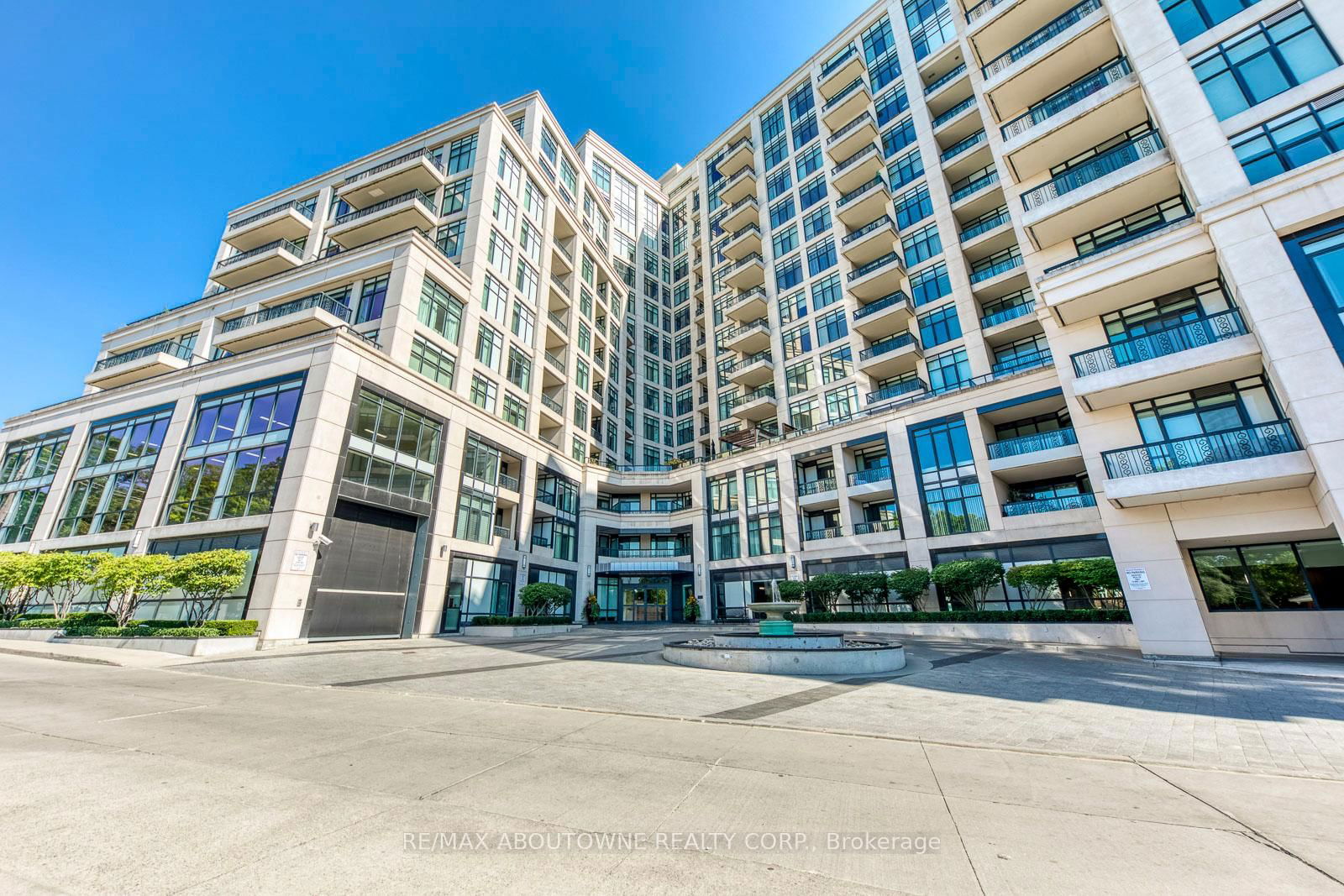 Condo for sale at 629-1 Old Mill Drive, Toronto, High Park-Swansea, M6S 0A1 - MLS: W12138233