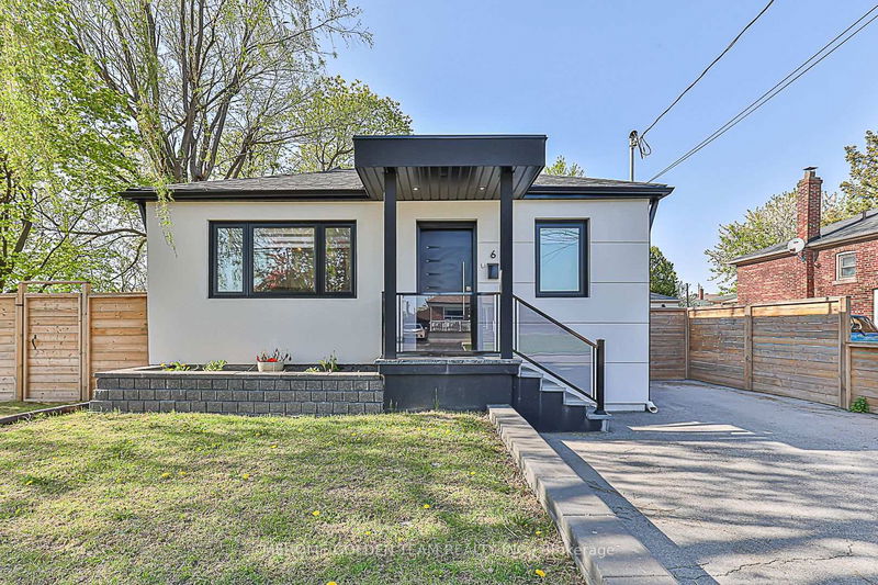 6 Dorsey Dr, Toronto - Maple Leaf image-0-0