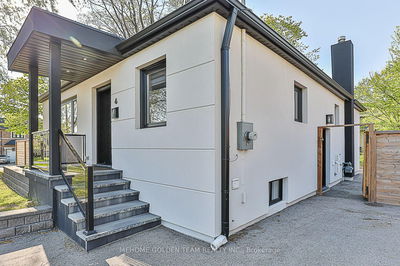 6 Dorsey Dr, Toronto - Maple Leaf image-0-4