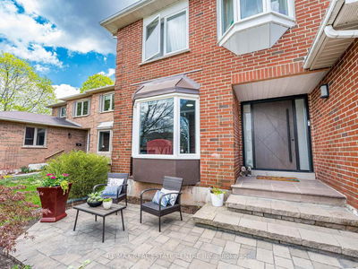 302 Leacock Ave, Oakville - River Oaks image-0-1
