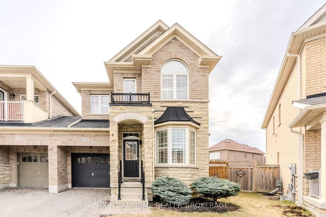 1499 Haws Crescent