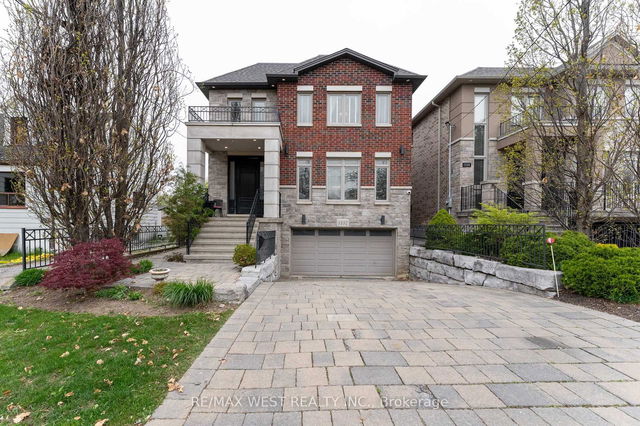 1152 Glengrove Avenue