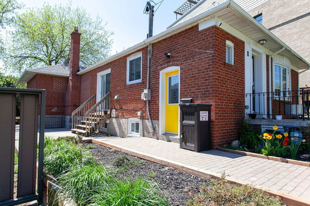 3 - 8 Acorn Avenue