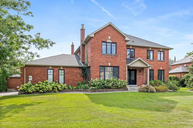 17 Oak Ridge Drive