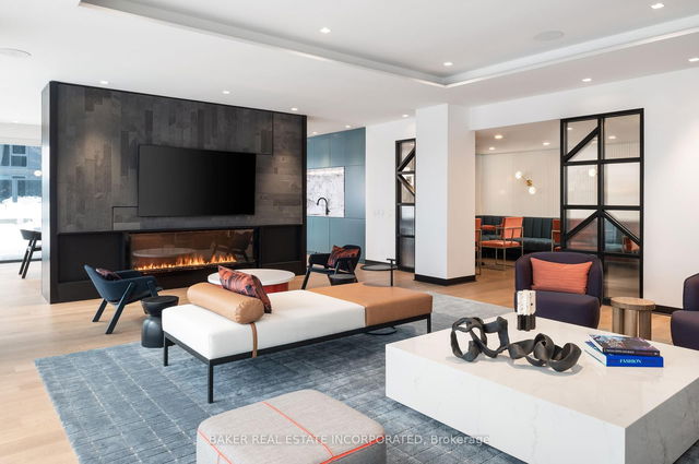 315 - 740 Dupont Street
