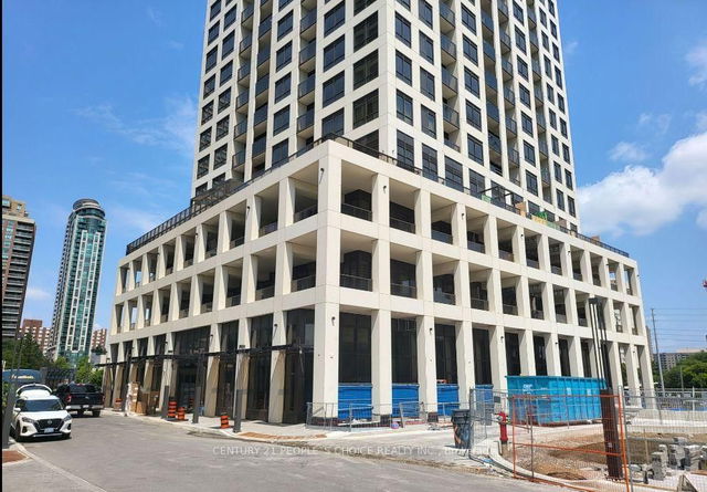 1102 - 30 Elm Drive