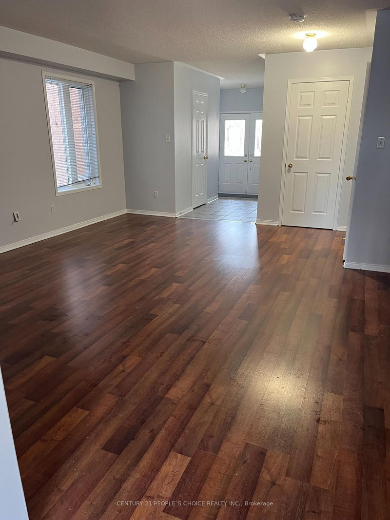 3532 Southwick St, Mississauga, L5M 7L6 | Image 3