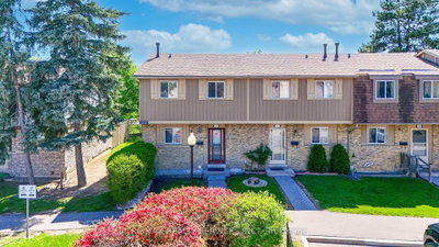 Townhouse sold at 30-57 Hansen Road, Brampton, Ontario, L6V 3C6 - Madoc - MLS: W12138909