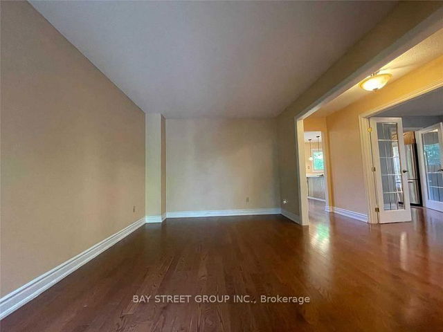 1028 Bridlewood Trail