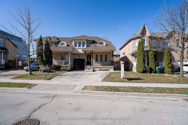 33 Giraffe Avenue