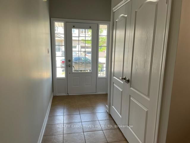 Upper - 88 Banbridge Crescent