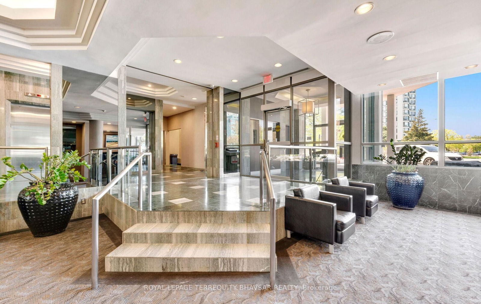Condo for sale at 1008-4450 Tucana Court, Mississauga, Hurontario, L5R 3R4 - MLS: W12139391
