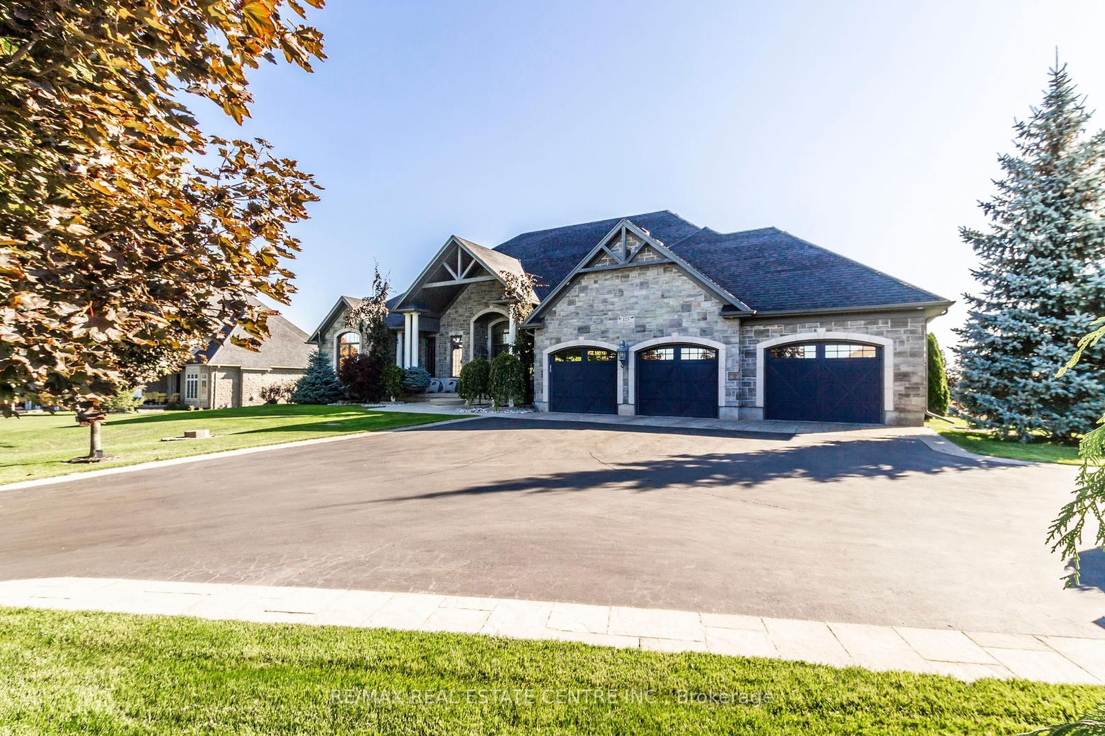 Detached House for sale at 125 Stokes Trail, Milton, Campbellville, L0P 1B0 - MLS: W12139452