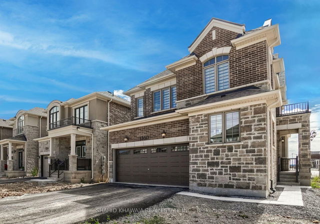 1350 Lobelia Crescent