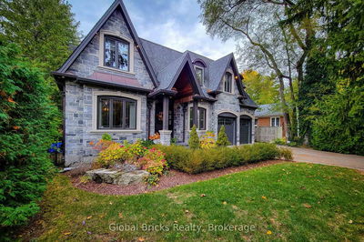 242 Burton Rd, Oakville - West image-0-3