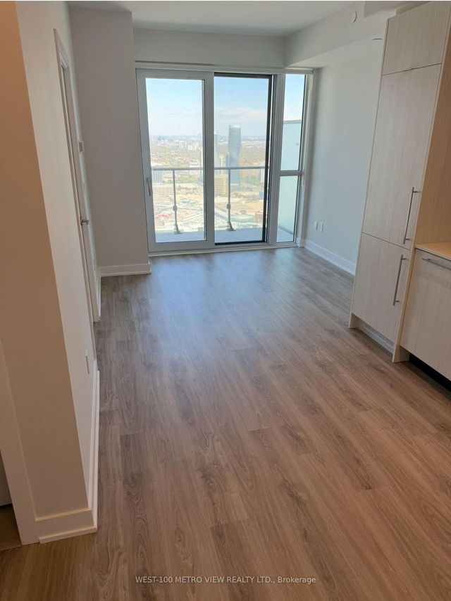 4602 - 430 Square One Drive