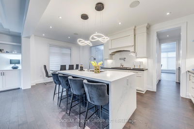 18 Chimney Swift Crt, Toronto - Princess-Rosethorn image-0-3