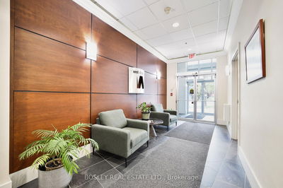 Unit 311 — 550 Hopewell Ave, Toronto - Briar Hill-Belgravia image-0-1