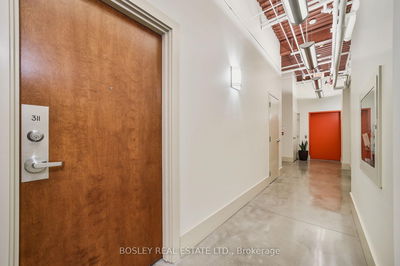 Unit 311 — 550 Hopewell Ave, Toronto - Briar Hill-Belgravia image-0-3
