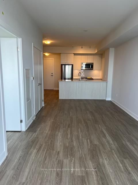 4510 - 430 Square One Drive