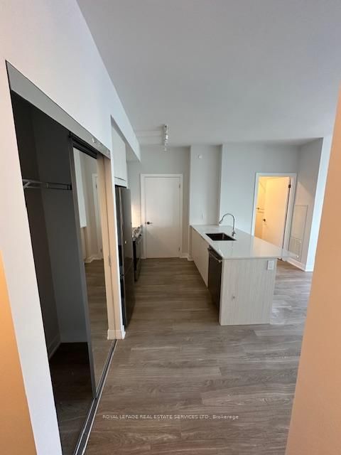 3601 - 430 Square One Drive