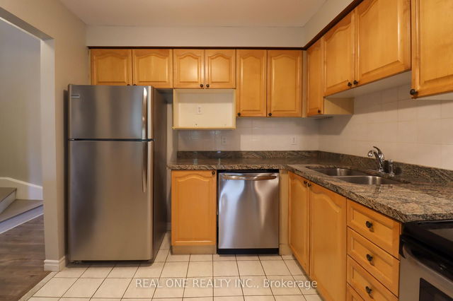 100 - 833 Scollard Court