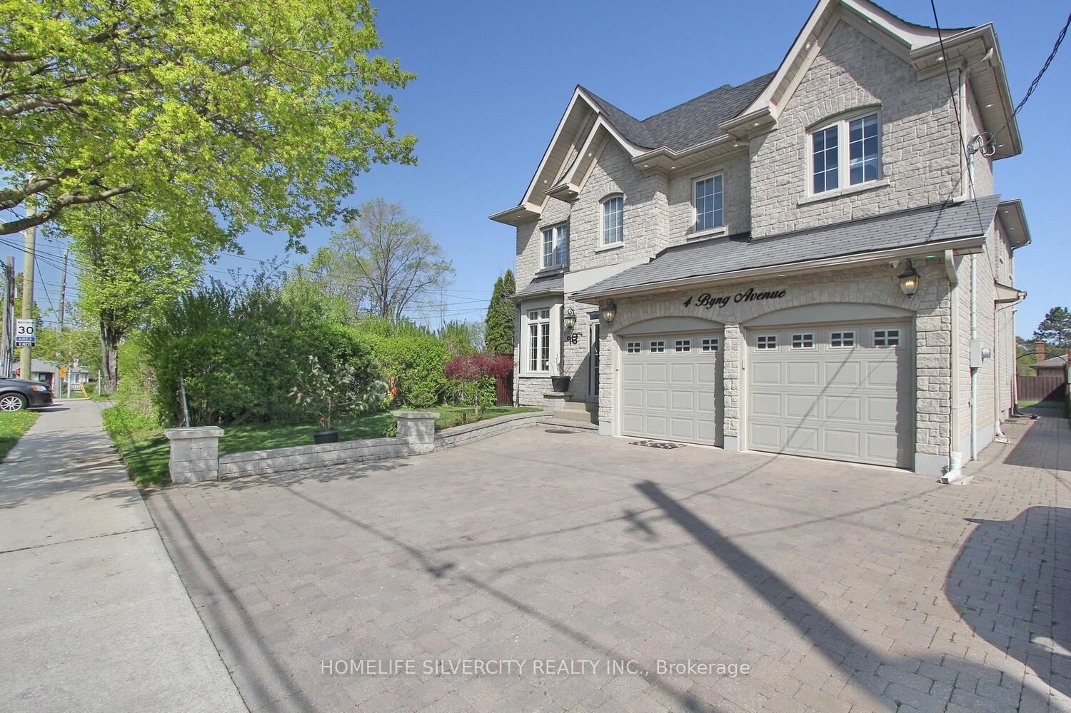 Detached House for sale at 4 Byng Avenue, Toronto, Elms-Old Rexdale, M9W 2M9 - MLS: W12140289