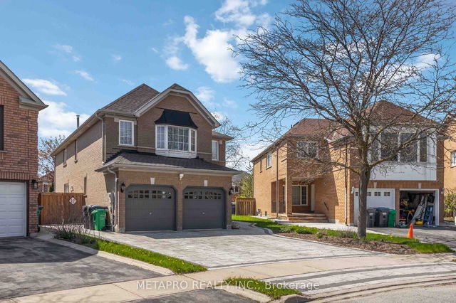 77 Seclusion Crescent