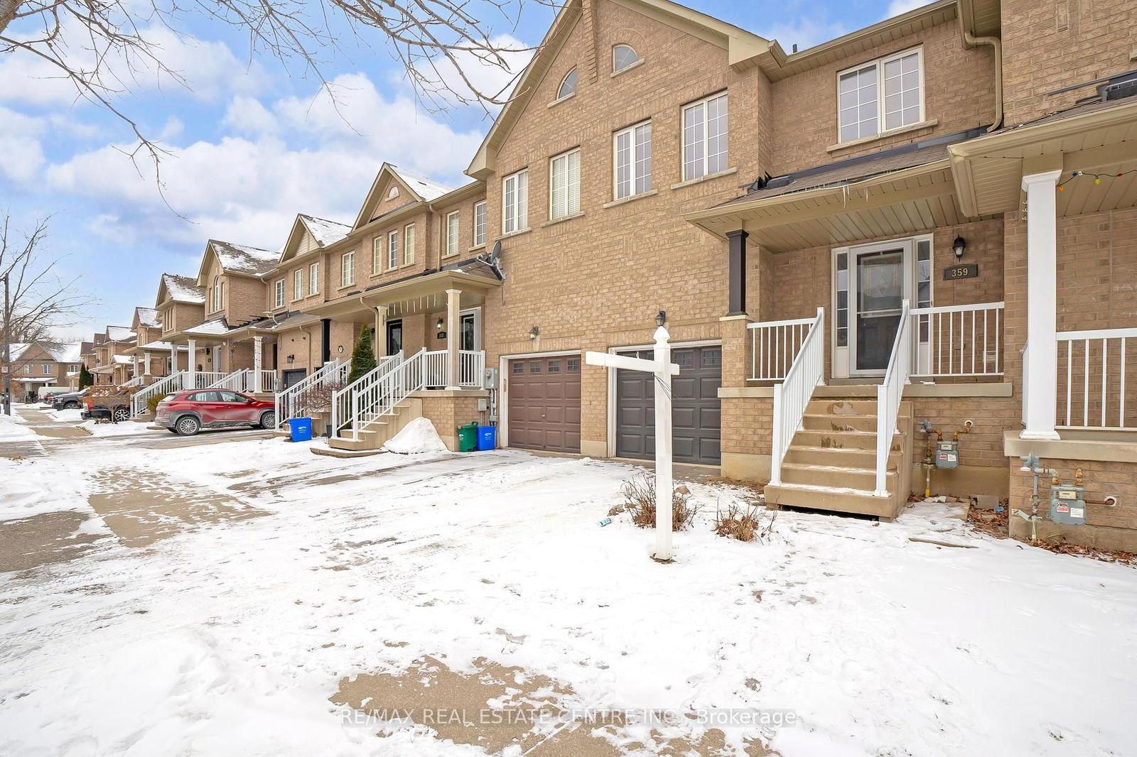 Townhouse for lease at 359 Bussel Crescent, Milton, Clarke, L9T 0W6 - MLS: W12140589