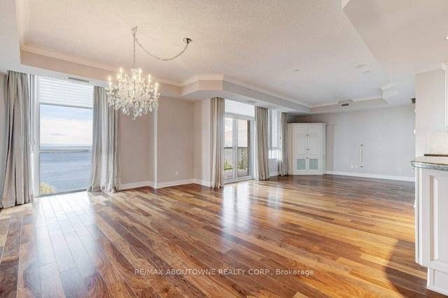 605 - 1477 Lakeshore Road