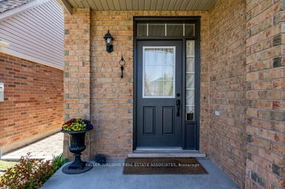 913 Bennett Blvd, Milton - Beaty image-0-3