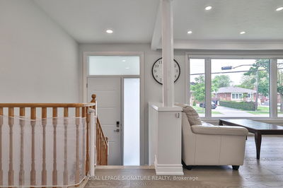 89 Thistle Down Blvd, Toronto - Thistletown-Beaumonde Heights image-0-4
