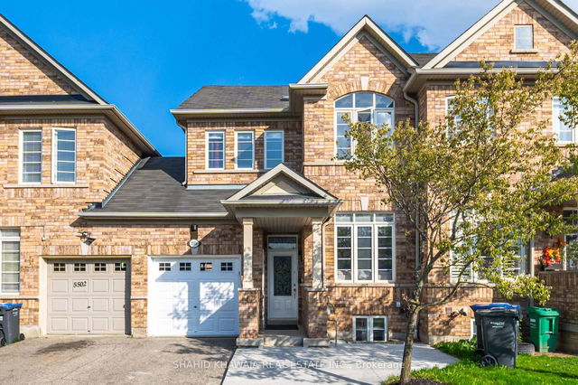 5504 Waterwind Crescent