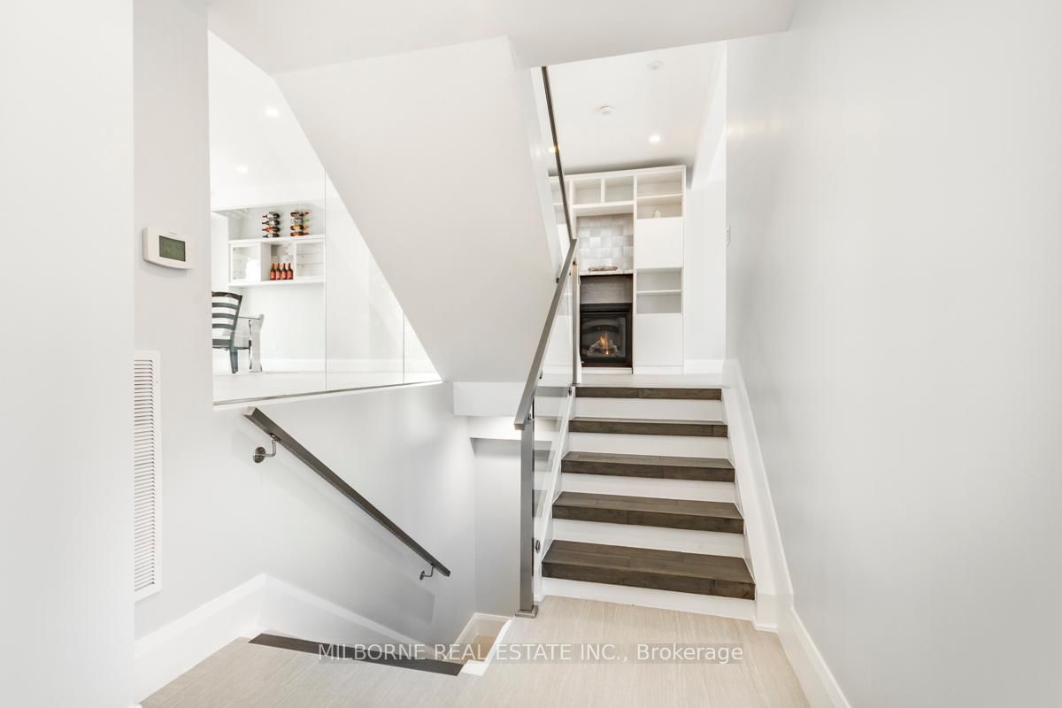 Detached House for sale at 46 Ashfield Drive, Toronto, Eringate-Centennial-West Deane, M9C 4T9 - MLS: W12141130