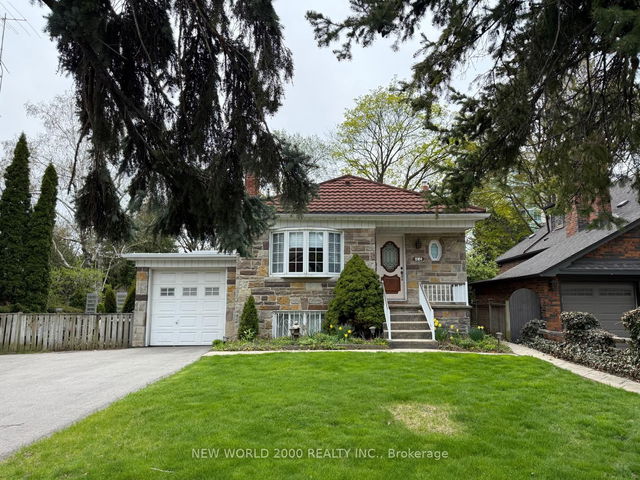 12 Monkton Avenue