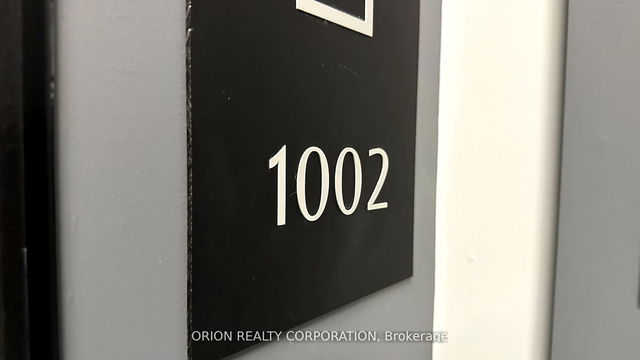 1002 - 430 Square One Drive