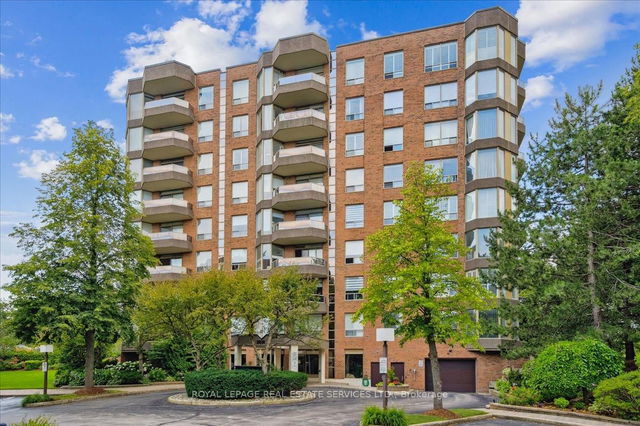 305 - 1901 Pilgrims Way