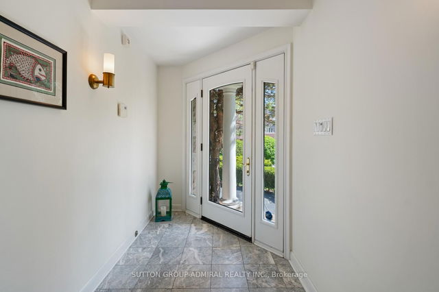 39 Pinehurst Crescent