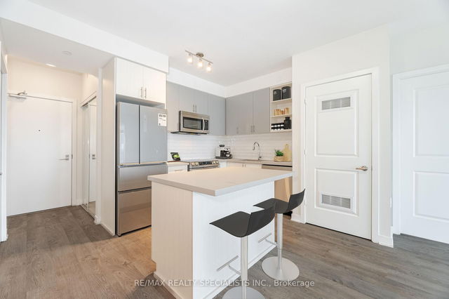 801 - 4677 Glen Erin Drive