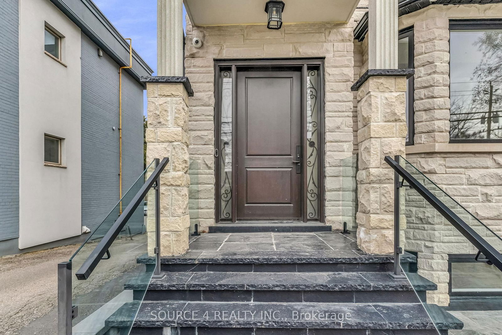 Detached House for sale at 603 Royal York Road, Toronto, Stonegate-Queensway, M8Y 2S8 - MLS: W12142048