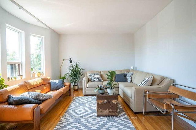 Upper - 17 Greenlaw Avenue
