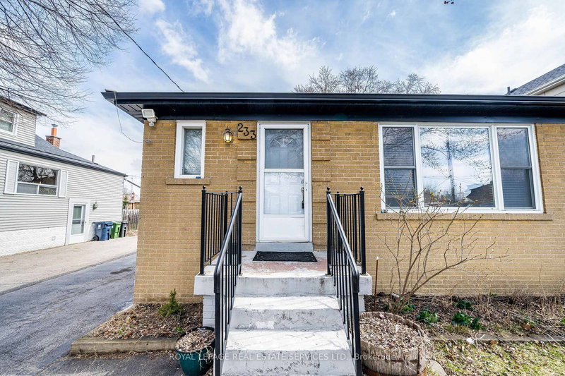 upper - 233 Beta St, Toronto, M8W 4H7 | Image 3