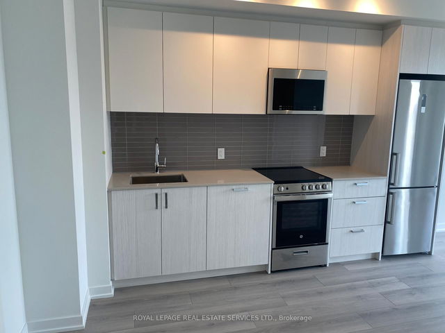 621 - 1787 St Clair Avenue