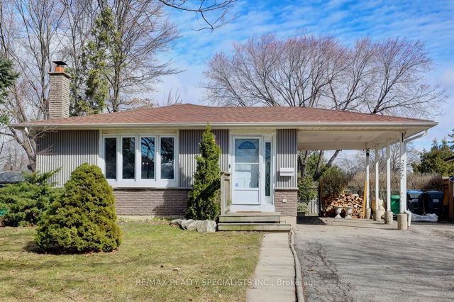 2577 Merrington Crescent
