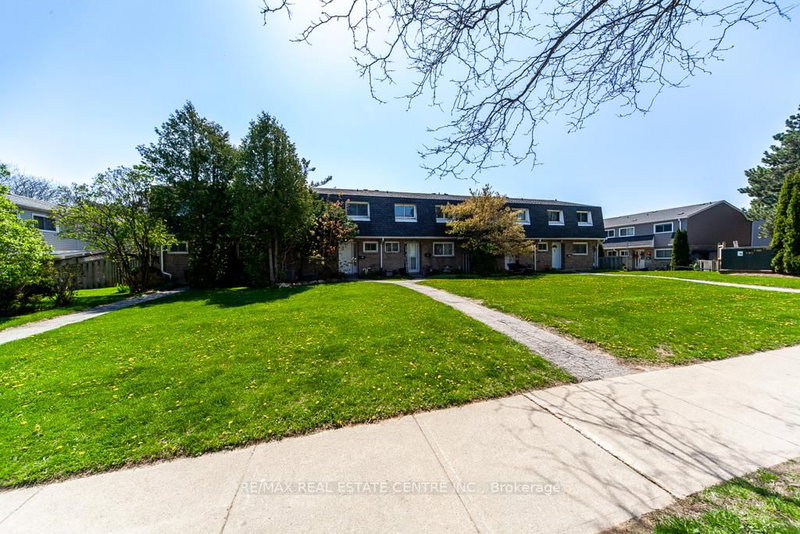 88 - 2050 Upper Middle Rd, Burlington, L7P 3R9 | Image 2