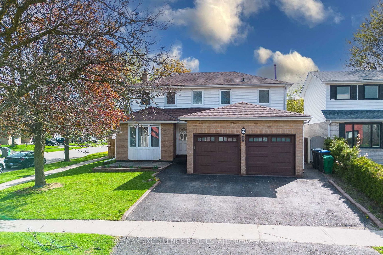Detached House for sale at 19 Mikado Crescent, Brampton, Ontario, L6S 3R3 - Central Park - MLS: W12142974
