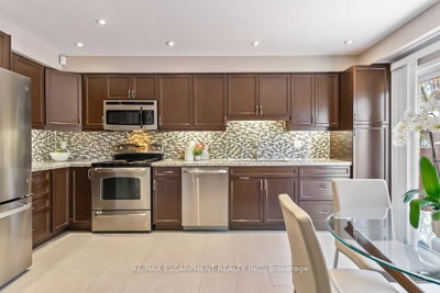 2160 Peach Tree Oakville,ON L6M 3W7 — Photo 12