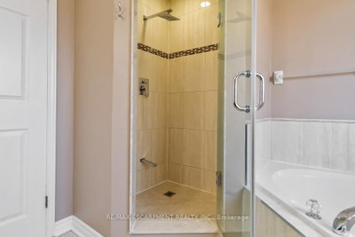 2160 Peach Tree Oakville,ON L6M 3W7 — Photo 30