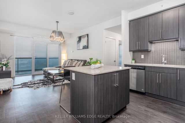 1608 - 2081 Fairview Street