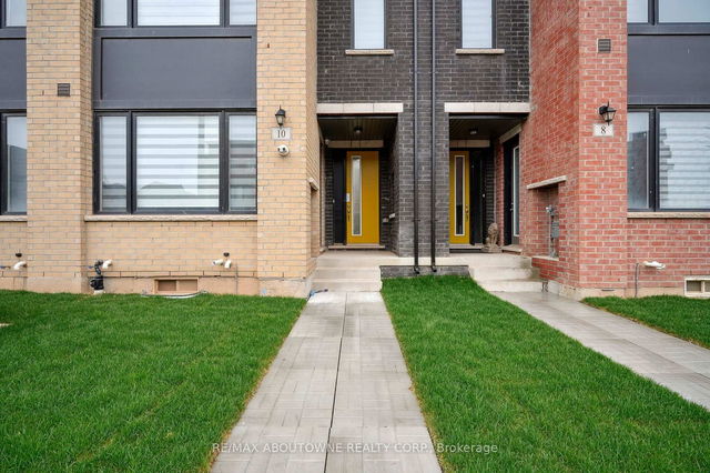10 Marvin Avenue